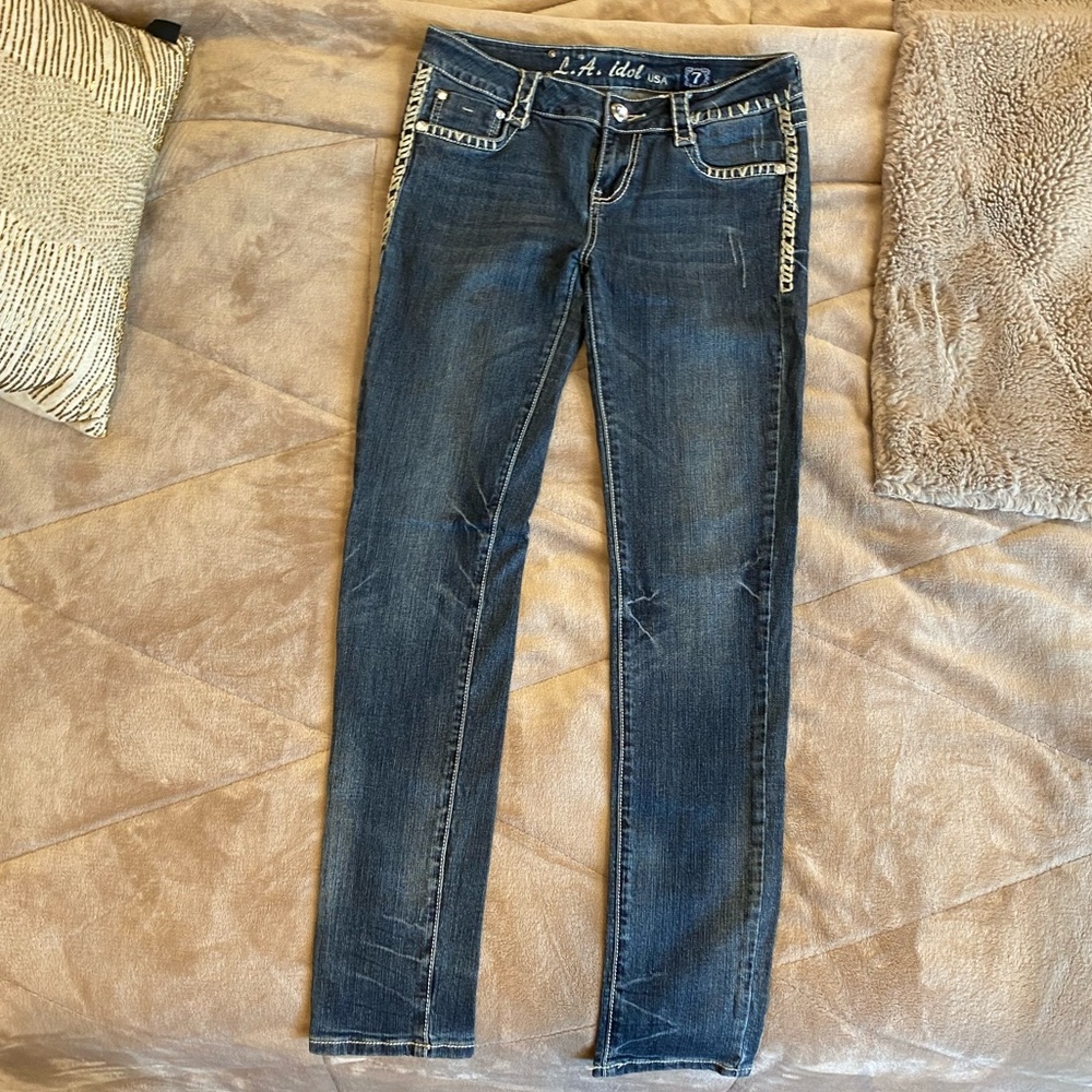 L.A. Idol USA Size 7 Jeans with sequins